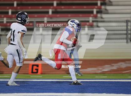 Thumbnail 1 in Valor Christian vs. Cherry Creek (CHSAA 5A State Championship) photogallery.