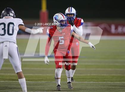 Thumbnail 1 in Valor Christian vs. Cherry Creek (CHSAA 5A State Championship) photogallery.