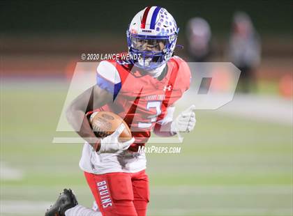 Thumbnail 1 in Valor Christian vs. Cherry Creek (CHSAA 5A State Championship) photogallery.