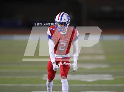Thumbnail 3 in Valor Christian vs. Cherry Creek (CHSAA 5A State Championship) photogallery.