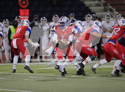 Thumbnail 3 in Valor Christian vs. Cherry Creek (CHSAA 5A State Championship) photogallery.