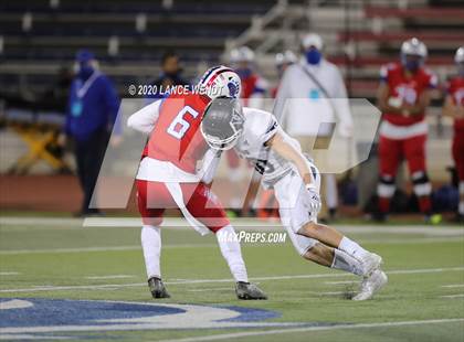 Thumbnail 2 in Valor Christian vs. Cherry Creek (CHSAA 5A State Championship) photogallery.