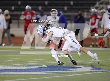 Thumbnail 3 in Valor Christian vs. Cherry Creek (CHSAA 5A State Championship) photogallery.
