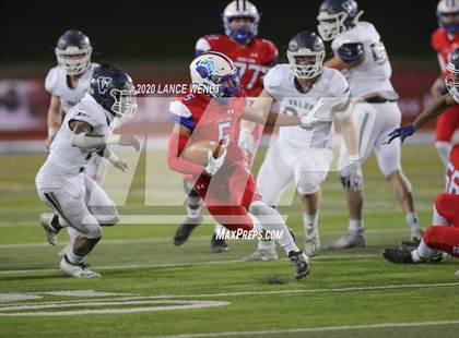 Thumbnail 2 in Valor Christian vs. Cherry Creek (CHSAA 5A State Championship) photogallery.