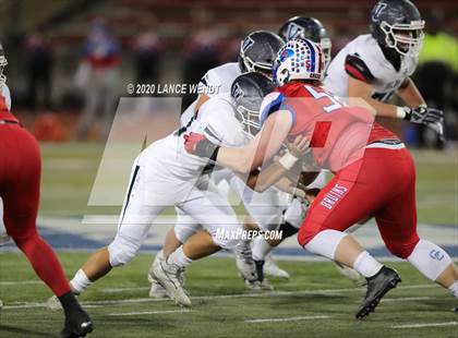 Thumbnail 2 in Valor Christian vs. Cherry Creek (CHSAA 5A State Championship) photogallery.