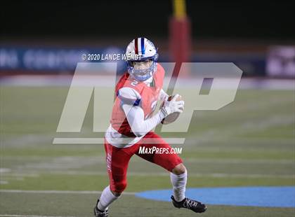 Thumbnail 2 in Valor Christian vs. Cherry Creek (CHSAA 5A State Championship) photogallery.