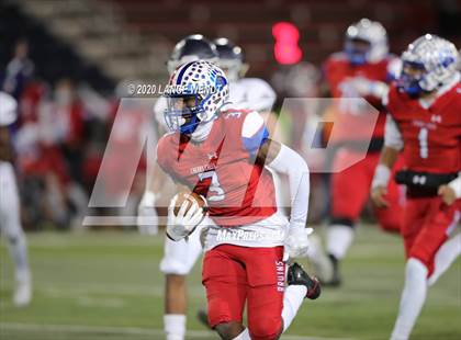 Thumbnail 1 in Valor Christian vs. Cherry Creek (CHSAA 5A State Championship) photogallery.