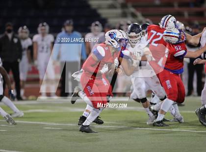Thumbnail 3 in Valor Christian vs. Cherry Creek (CHSAA 5A State Championship) photogallery.