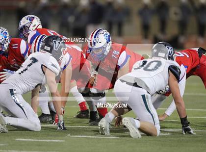 Thumbnail 3 in Valor Christian vs. Cherry Creek (CHSAA 5A State Championship) photogallery.