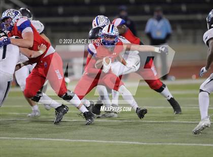 Thumbnail 2 in Valor Christian vs. Cherry Creek (CHSAA 5A State Championship) photogallery.