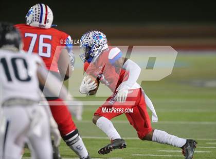 Thumbnail 1 in Valor Christian vs. Cherry Creek (CHSAA 5A State Championship) photogallery.