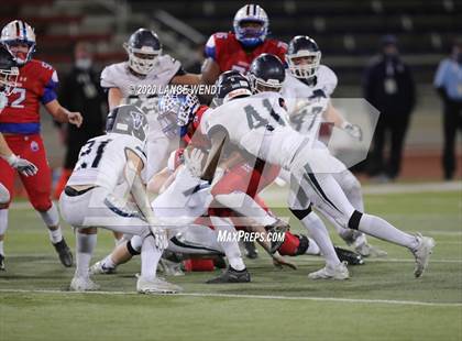 Thumbnail 3 in Valor Christian vs. Cherry Creek (CHSAA 5A State Championship) photogallery.