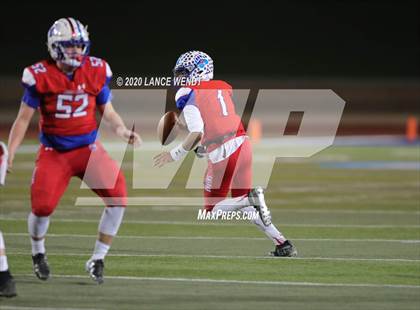 Thumbnail 3 in Valor Christian vs. Cherry Creek (CHSAA 5A State Championship) photogallery.