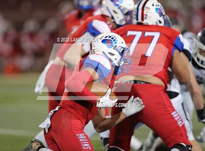 Thumbnail 3 in Valor Christian vs. Cherry Creek (CHSAA 5A State Championship) photogallery.