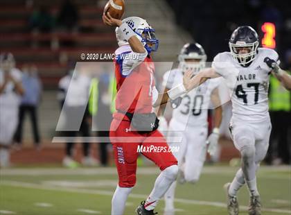 Thumbnail 2 in Valor Christian vs. Cherry Creek (CHSAA 5A State Championship) photogallery.