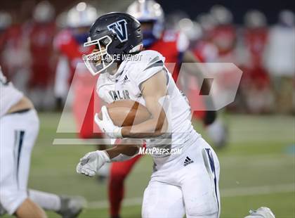 Thumbnail 3 in Valor Christian vs. Cherry Creek (CHSAA 5A State Championship) photogallery.