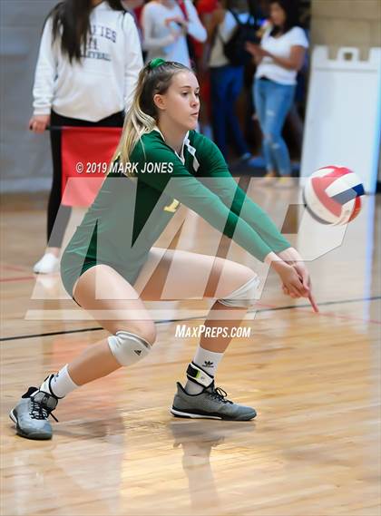 Thumbnail 2 in Horizon vs. North Raleigh Christian Academy (Nike Tournament of Champions) photogallery.