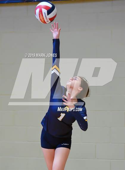 Thumbnail 3 in Horizon vs. North Raleigh Christian Academy (Nike Tournament of Champions) photogallery.