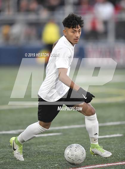Thumbnail 3 in Sierra Vista vs.St. Margaret's (CIF-SS D5 Final) photogallery.