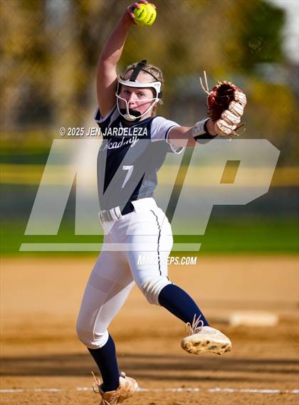 Thumbnail 1 in Elizabeth vs. Air Academy (CHSAA 4A First Round) photogallery.