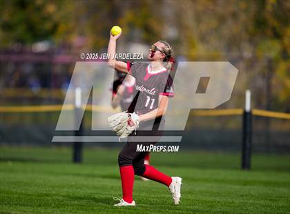 Thumbnail 2 in Elizabeth vs. Air Academy (CHSAA 4A First Round) photogallery.