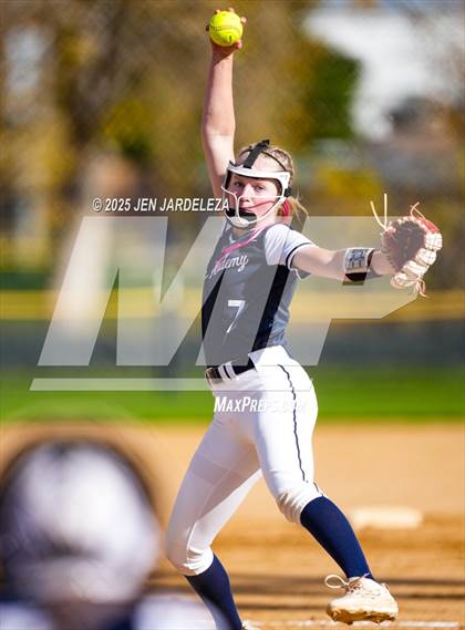 Thumbnail 2 in Elizabeth vs. Air Academy (CHSAA 4A First Round) photogallery.