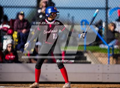 Thumbnail 1 in Elizabeth vs. Air Academy (CHSAA 4A First Round) photogallery.