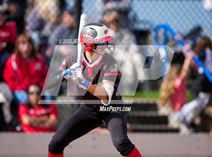 Thumbnail 2 in Elizabeth vs. Air Academy (CHSAA 4A First Round) photogallery.