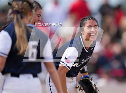 Thumbnail 1 in Elizabeth vs. Air Academy (CHSAA 4A First Round) photogallery.