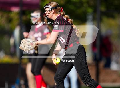 Thumbnail 3 in Elizabeth vs. Air Academy (CHSAA 4A First Round) photogallery.