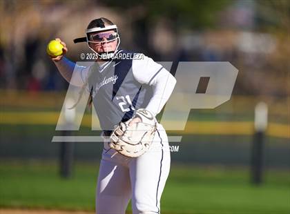 Thumbnail 1 in Elizabeth vs. Air Academy (CHSAA 4A First Round) photogallery.