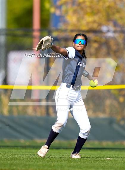 Thumbnail 3 in Elizabeth vs. Air Academy (CHSAA 4A First Round) photogallery.