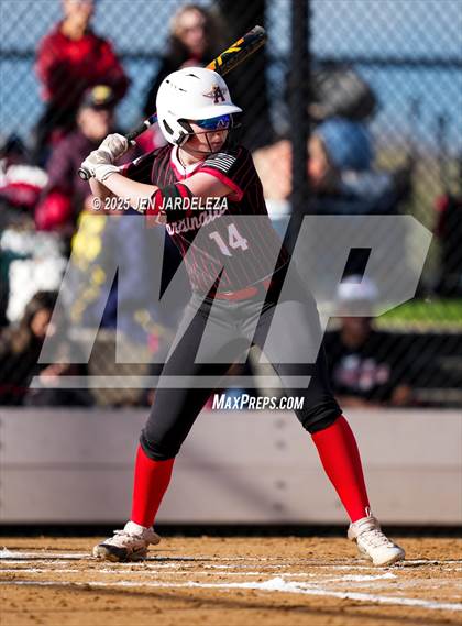 Thumbnail 1 in Elizabeth vs. Air Academy (CHSAA 4A First Round) photogallery.