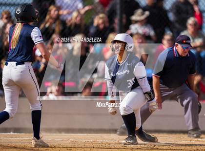 Thumbnail 3 in Elizabeth vs. Air Academy (CHSAA 4A First Round) photogallery.