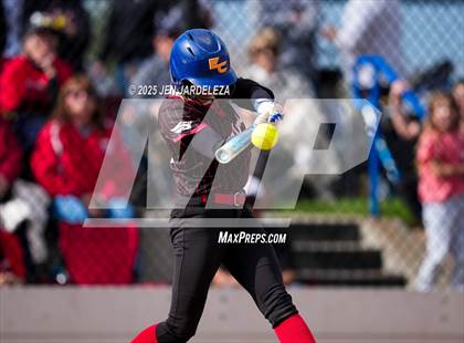 Thumbnail 3 in Elizabeth vs. Air Academy (CHSAA 4A First Round) photogallery.