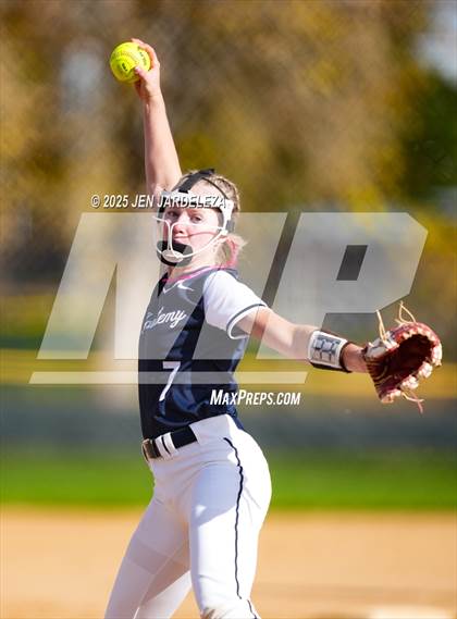 Thumbnail 3 in Elizabeth vs. Air Academy (CHSAA 4A First Round) photogallery.