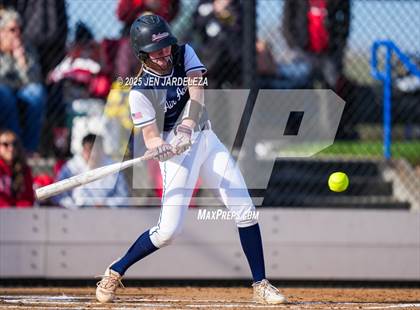 Thumbnail 1 in Elizabeth vs. Air Academy (CHSAA 4A First Round) photogallery.