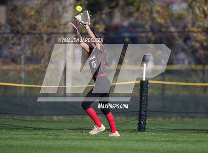 Thumbnail 1 in Elizabeth vs. Air Academy (CHSAA 4A First Round) photogallery.