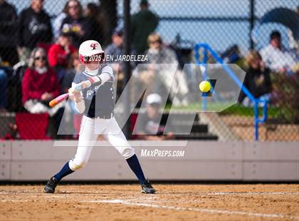 Thumbnail 2 in Elizabeth vs. Air Academy (CHSAA 4A First Round) photogallery.