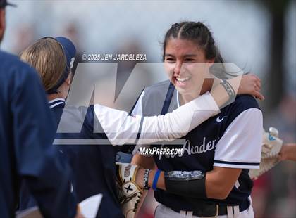 Thumbnail 3 in Elizabeth vs. Air Academy (CHSAA 4A First Round) photogallery.