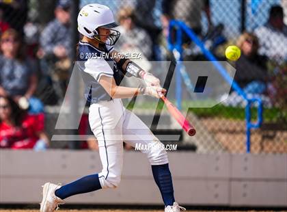 Thumbnail 3 in Elizabeth vs. Air Academy (CHSAA 4A First Round) photogallery.