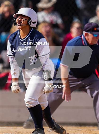 Thumbnail 2 in Elizabeth vs. Air Academy (CHSAA 4A First Round) photogallery.