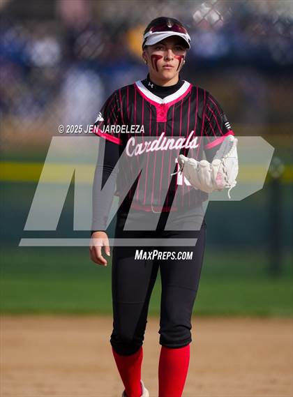 Thumbnail 1 in Elizabeth vs. Air Academy (CHSAA 4A First Round) photogallery.