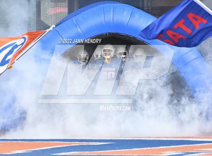 Thumbnail 2 in Mater Dei @ Bishop Gorman photogallery.