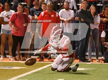 Thumbnail 2 in Mater Dei @ Bishop Gorman photogallery.