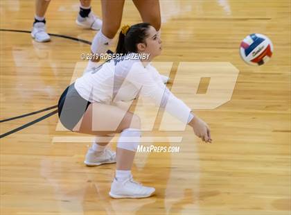 Thumbnail 2 in Hebron vs. Steele  photogallery.