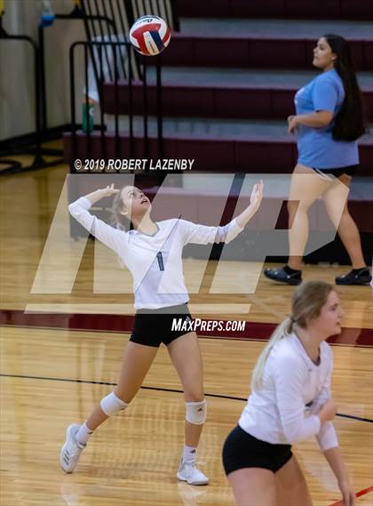 Thumbnail 1 in Hebron vs. Steele  photogallery.