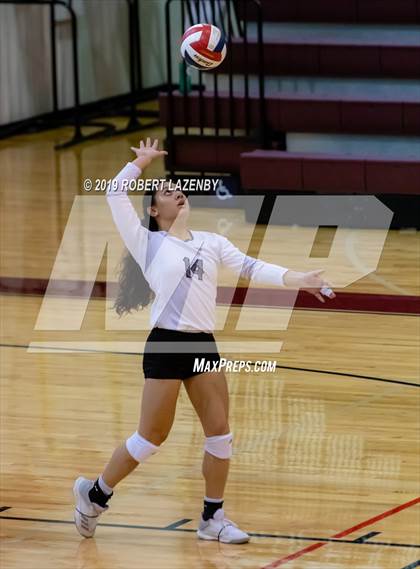 Thumbnail 1 in Hebron vs. Steele  photogallery.
