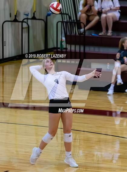 Thumbnail 3 in Hebron vs. Steele  photogallery.
