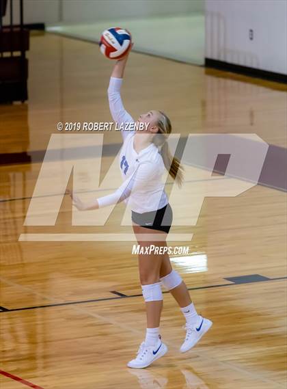 Thumbnail 3 in Hebron vs. Steele  photogallery.